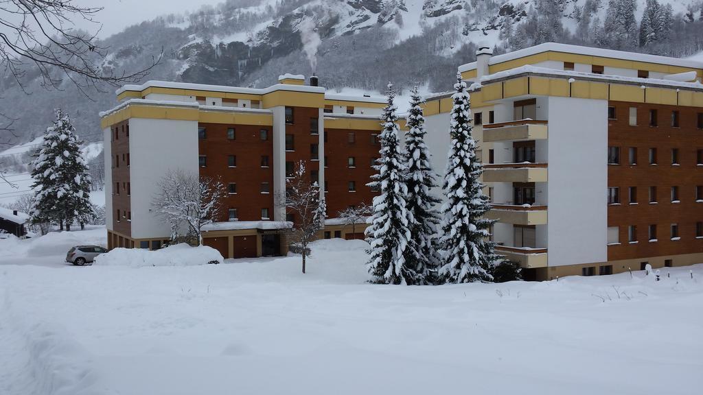 Baron / Baronesse Apartments Loèche-les-Bains Extérieur photo