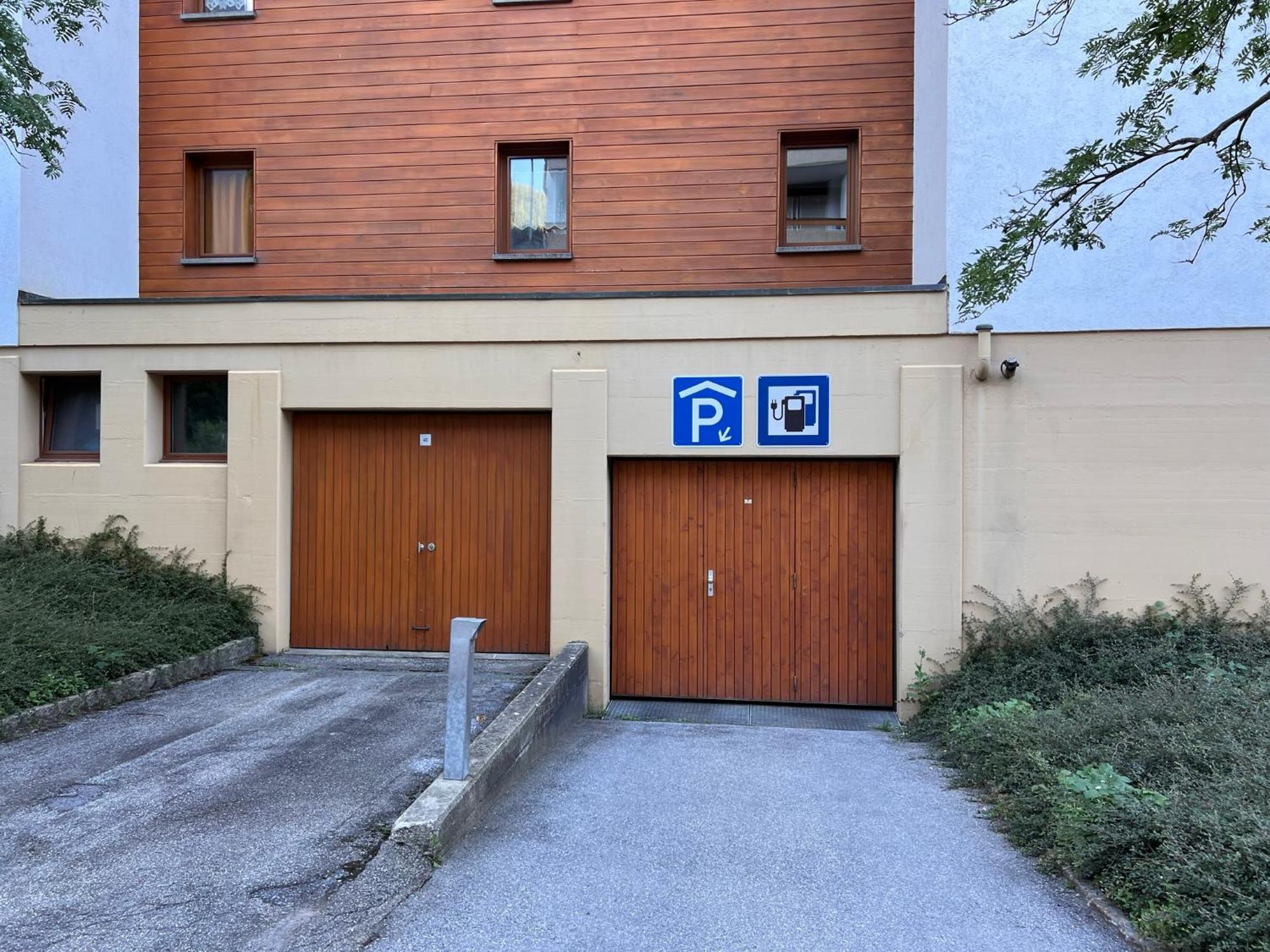 Baron / Baronesse Apartments Loèche-les-Bains Extérieur photo