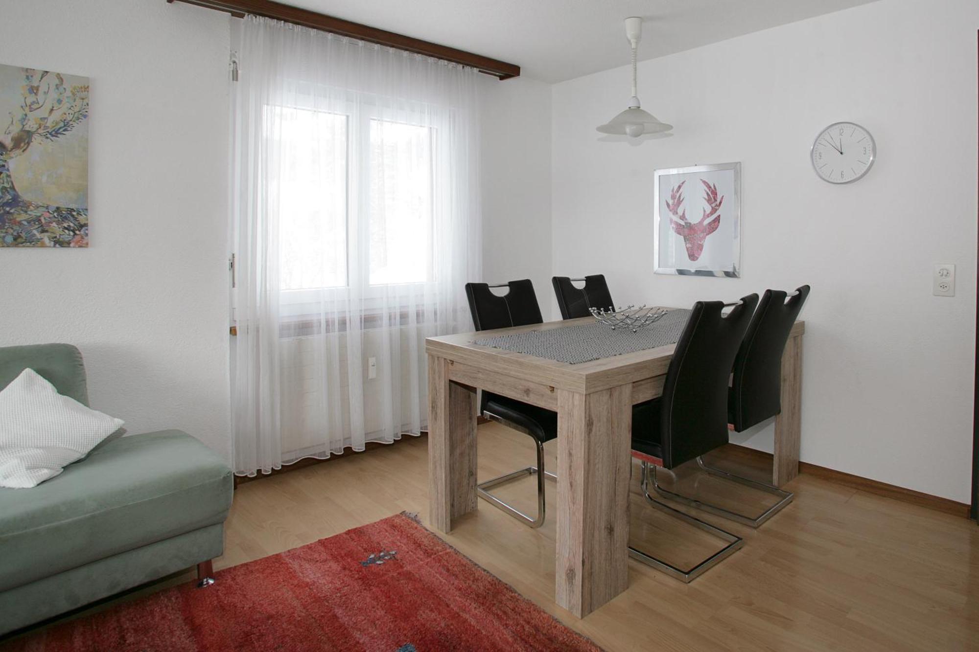 Baron / Baronesse Apartments Loèche-les-Bains Chambre photo