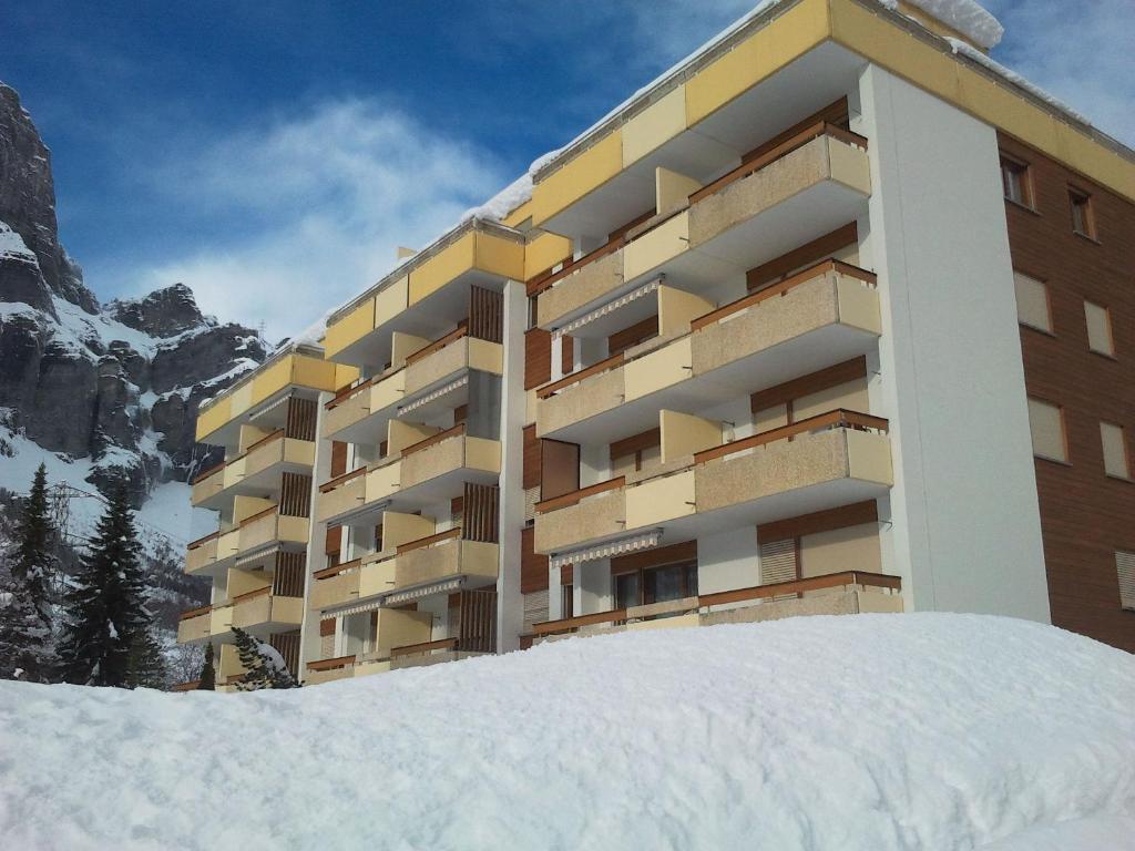Baron / Baronesse Apartments Loèche-les-Bains Extérieur photo